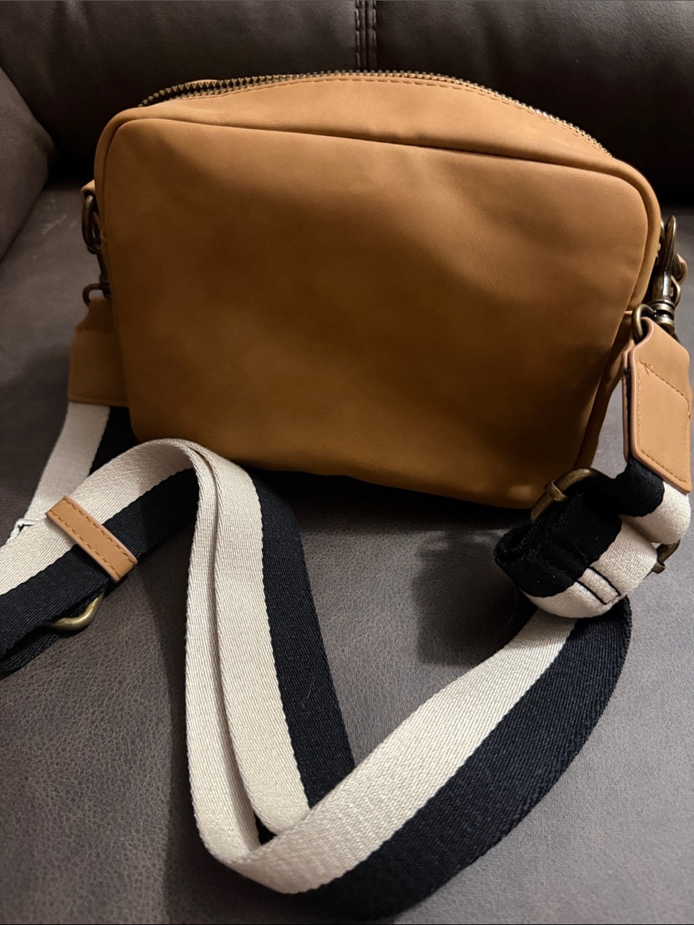 Universal Thread Goods Co Crossbody